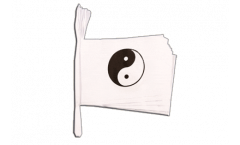 Fahnenkette Ying und Yang, weiß - 15 x 22 cm